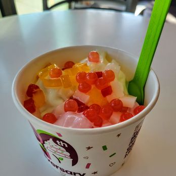 Yogurtland - Pistachio, Mango, Coconut, Strawberry fro-yo and jelly toppings - Ice Cream & Frozen Yogurt Near Me - Petaluma, California Yogurtland - Pistachio, Mango, Coconut, Strawberry fro-yo and jelly toppings - Ice Cream & Frozen Yogurt Near Me - Petaluma, California