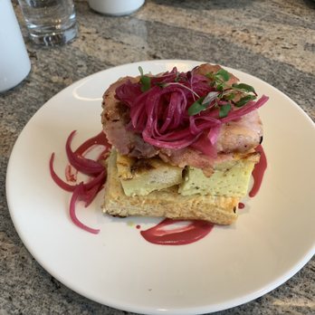 RIZE - Strata - Breakfast & Brunch Near Me - Fishers, Indiana