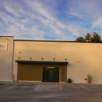 Pettals Cannabis - Cannabis Dispensaries Near Me - Charlton, Massachusetts Pettals Cannabis - Cannabis Dispensaries Near Me - Charlton, Massachusetts