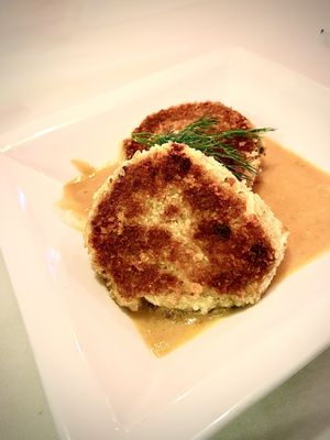 Duc's Bistro by null