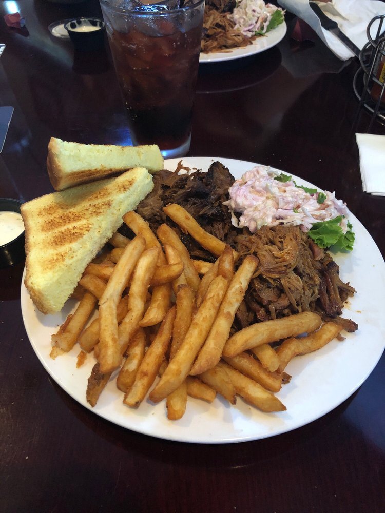 PUB 72 26 Photos & 74 Reviews 38 E Higgins Rd, Gilberts, Illinois