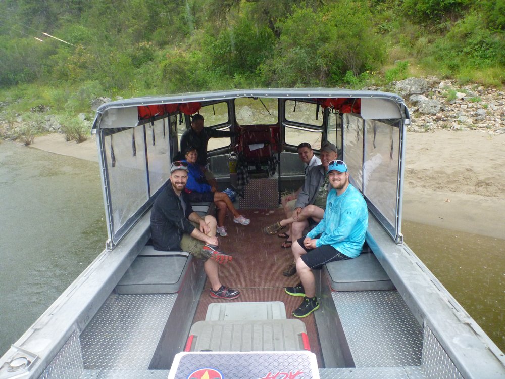 Salmon River Tours Logo