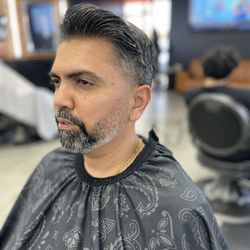 The Parlor of Silicon Valley - Book with Maria La Barber. Keeping it classy with a  Pompadour style..