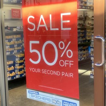 SKECHERS Factory Outlet - Shoe Stores Near Me - San Clemente, California SKECHERS Factory Outlet - Shoe Stores Near Me - San Clemente, California