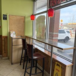 Happy Chef - Inside high top counter seating