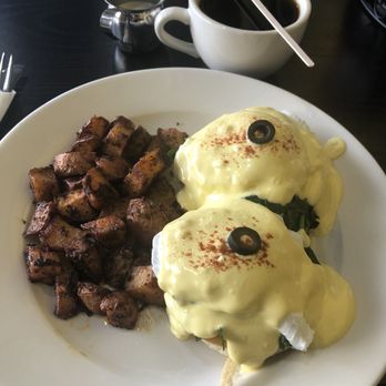 Papas & Eggs - Breakfast & Brunch Near Me - Gilroy, California