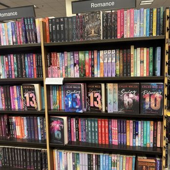 Barnes & Noble - Bookstores Near Me - Pembroke Pines, Florida
