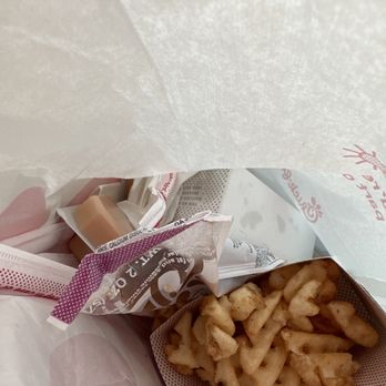 Chick-fil-A - I ordered a wrap, they gave me the dressing but not the wrap. They gave me nuggets instead - Fast Food Near Me - Chula Vista, California Chick-fil-A - I ordered a wrap, they gave me the dressing but not the wrap. They gave me nuggets instead - Fast Food Near Me - Chula Vista, California