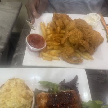 Simone's Kitchen And Cocktails - Hot Honey Lemon Pepper Wings (4) served with fries - Chicken Wings Near Me - Birmingham, Alabama Simone's Kitchen And Cocktails - Hot Honey Lemon Pepper Wings (4) served with fries - Chicken Wings Near Me - Birmingham, Alabama
