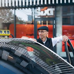 SIXT ride - Sixt mydriver On Demand Taxi Services