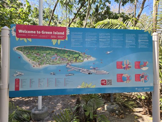 Green Island Resort by null