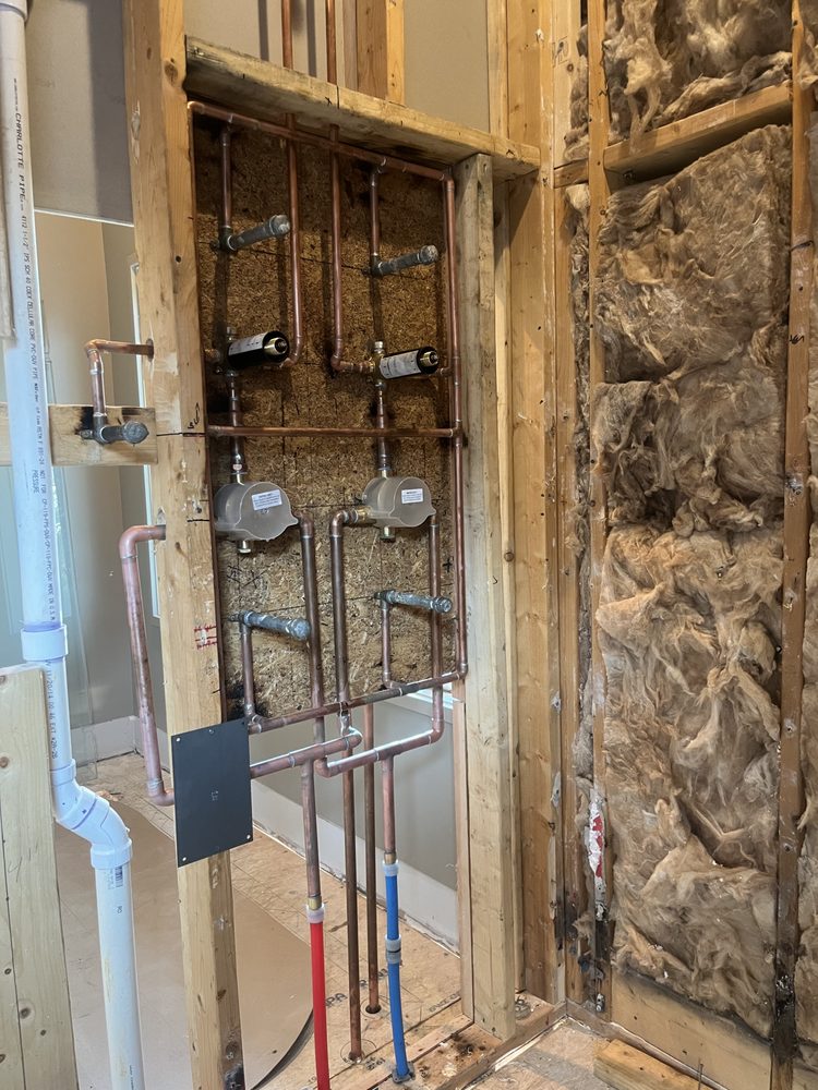 Slide of Mr Gomez Plumbing and Roofing