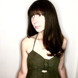Essentials Salon - Fringe and Long Layers by Liz