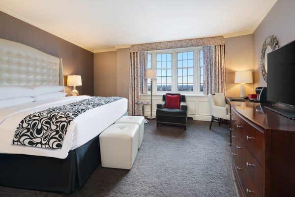 The Pfister Hotel by null