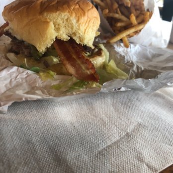 Buddy's Burger - Burgers Near Me - Austin, Texas Buddy's Burger - Burgers Near Me - Austin, Texas