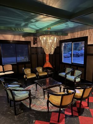 The Billy Motel & Bar / ISH Kitchen by null