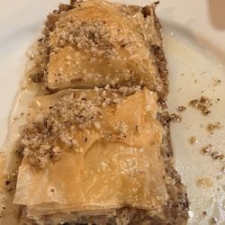 Royal Kebab - Baklava nuts