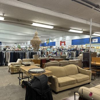 Veterans Thrift Store - Well organized - Thrift Stores Near Me - Oceanside, California Veterans Thrift Store - Well organized - Thrift Stores Near Me - Oceanside, California