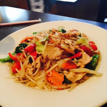 Thai Basil - Spicy noodles - Thai Near Me - Tempe, Arizona