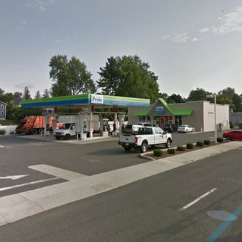 Pride - View of the gas station in Dwight St Holyoke ma - Gas Stations Near Me - Holyoke, Massachusetts