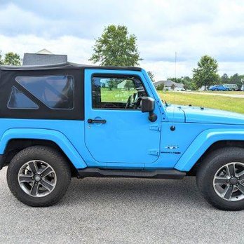 DCT Car Rentals - This Jeep wrangler convertible is ready for your next adventure - Car Rental Near Me - Raleigh, North Carolina DCT Car Rentals - This Jeep wrangler convertible is ready for your next adventure - Car Rental Near Me - Raleigh, North Carolina