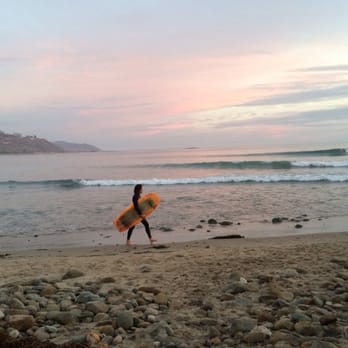 Rincon Beach Park - Parks Near Me - Carpinteria, California