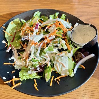 Coyne's Restaurant & Bar - House Salad with Ranch -no tomatoes - Seafood Near Me - Eagle, Idaho