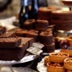 Le Salonard - Ooeygooey brownies + molten cakes!