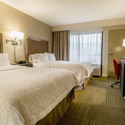 Hampton Inn Caryville-I-75/Cove Lake-State Park - Guest room