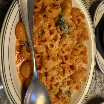 DeNuccis - New American Near Me - Lincoln Park, Illinois