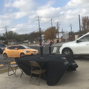 Soulful Creations - PREVIOUS LOCATION; a table to dine in; I took mine to go - Caterers Near Me - San Marcos, Texas Soulful Creations - PREVIOUS LOCATION; a table to dine in; I took mine to go - Caterers Near Me - San Marcos, Texas