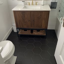 Large format hex floor tiles on mortar base Large format hex floor tiles on mortar base
