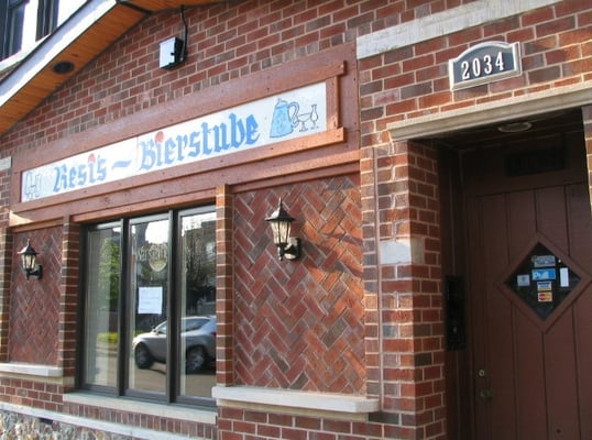 Resi's Bierstube by null