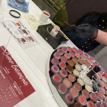 Lip Lab - Mixing my shades - Cosmetics & Beauty Supply Near Me - Las Vegas, Nevada