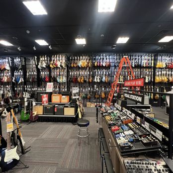 Guitar Center - Guitars - Musical Instruments & Teachers Near Me - Englewood, Colorado Guitar Center - Guitars - Musical Instruments & Teachers Near Me - Englewood, Colorado