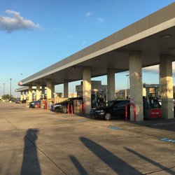 Kroger Gas - Both gas bays
