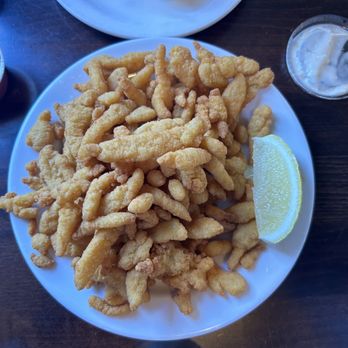 Barbara's Fishtrap - Clam strips "starter". Tender and wonderful. - Seafood Near Me - Half Moon Bay, California