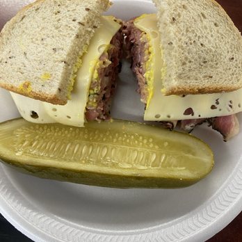 Al & Joe's Deli - Hot pastrami on rye very good! - Delis Near Me - Franklin Park, Illinois