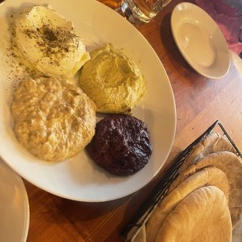 Kashkaval Garden - hummus trio - Mediterranean Near Me - New York, New York