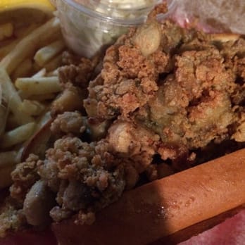 DJ's Clam Shack - Fried Ipswich clams roll - Seafood Near Me - Key West, Florida