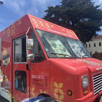 D'Grobak - Da truck - Pop-Up Restaurants Near Me - San Francisco, California D'Grobak - Da truck - Pop-Up Restaurants Near Me - San Francisco, California