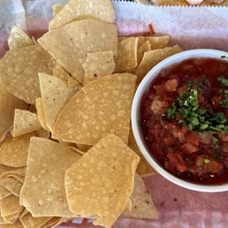 Chip and salsa Chip and salsa