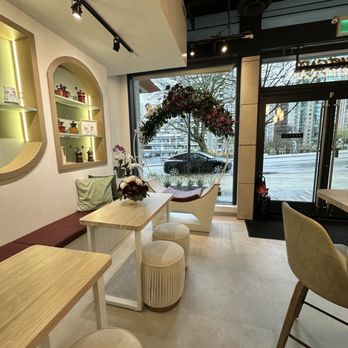 Bouquet Café - Cafes Near Me - Vancouver, British Columbia