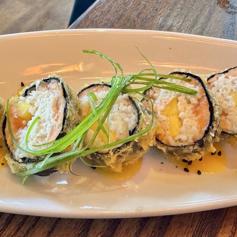 Blue Sushi Sake Grill - The Hawaiian Roll - Sushi Bars Near Me - Surprise, Arizona