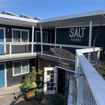 Salt Pub - View from the hotel 2nd floor balcony looking down at the Pub. - New American Near Me - Ilwaco, Washington Salt Pub - View from the hotel 2nd floor balcony looking down at the Pub. - New American Near Me - Ilwaco, Washington