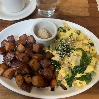 Cafe Flora - Spring green scramble - Vegetarian Near Me - Seattle, Washington Cafe Flora - Spring green scramble - Vegetarian Near Me - Seattle, Washington