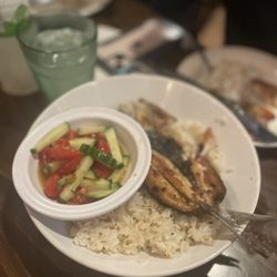 Karenderya - Daing na Bangus with garlic rice