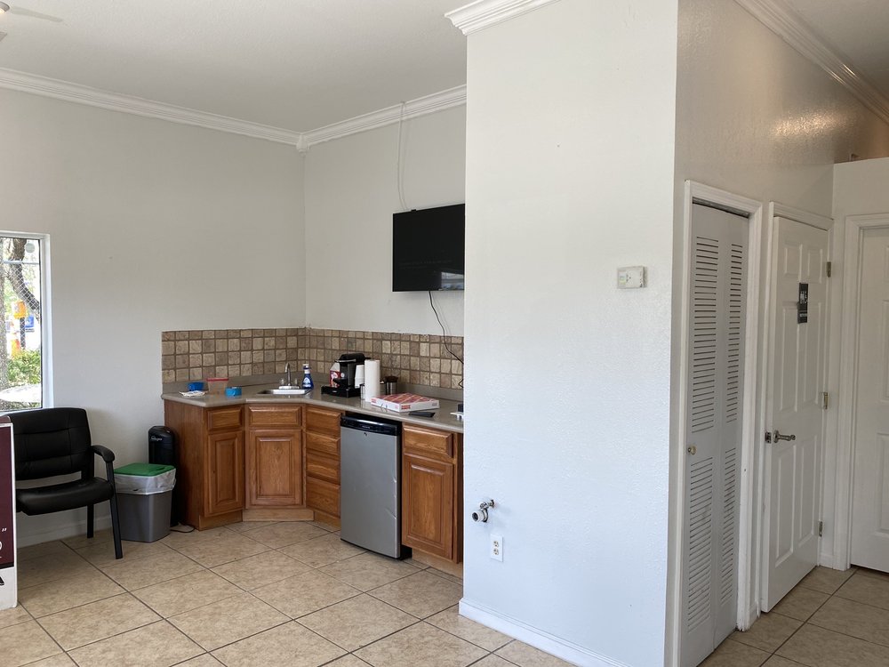 EXPERT AUTO REPAIR 38 Photos & 14 Reviews 5633 NW 8th St, Margate