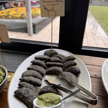 Ometeo - Tex-Mex Near Me - Tysons, Virginia