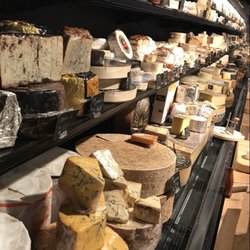 Uiltje Bar - Møre than 20+ cheeses
